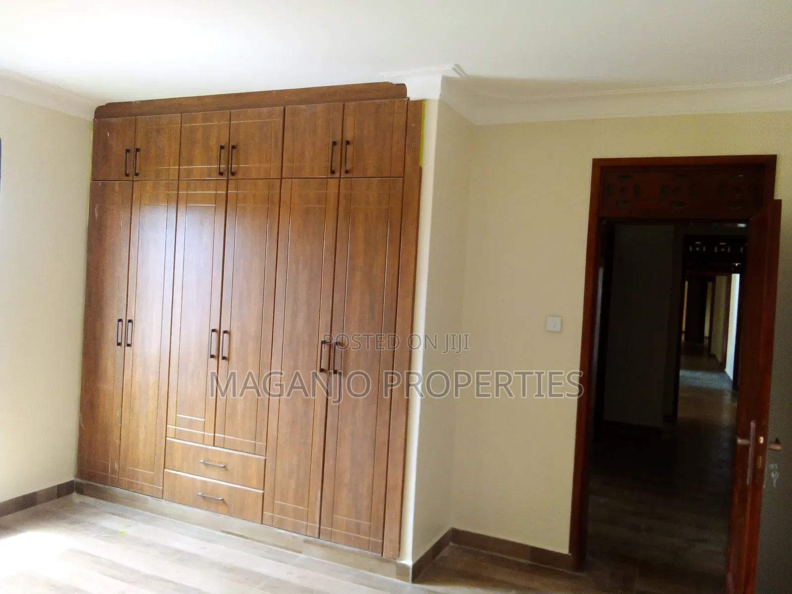 2bdrm Block of Flats in Buwate, Kira for rent