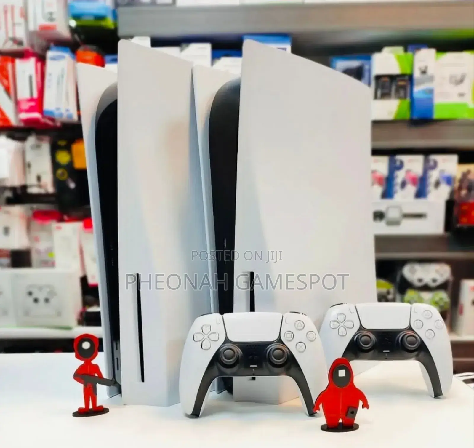 Playstation 5 Standard Used: 3 Games, a Single Controller.