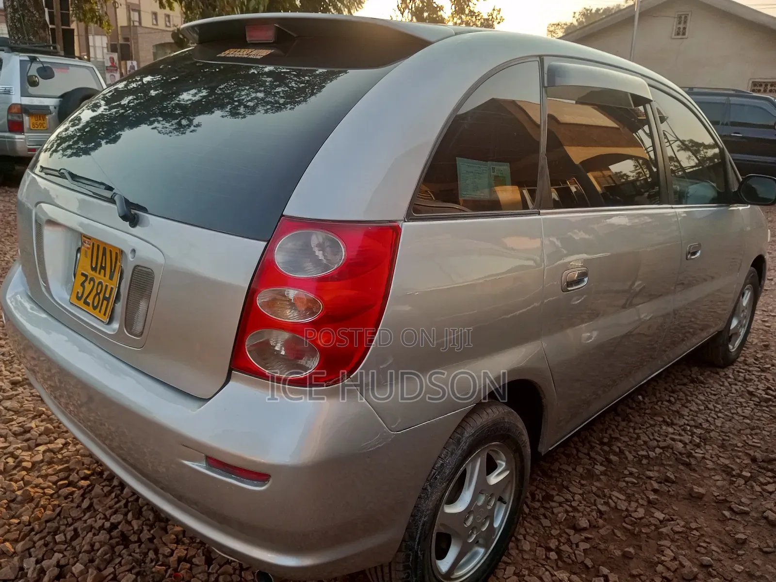 Toyota Nadia 1999 Silver