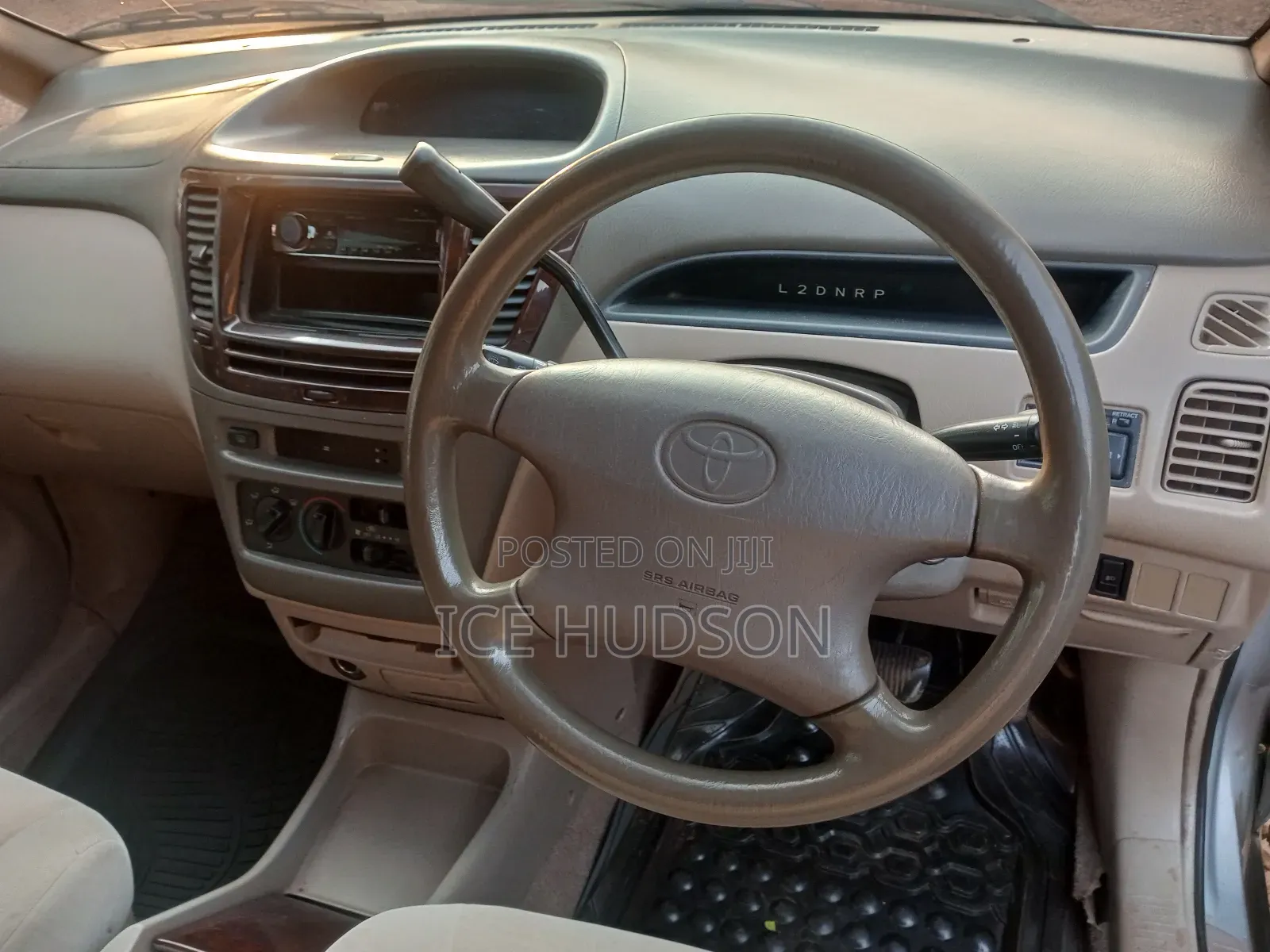Toyota Nadia 1999 Silver