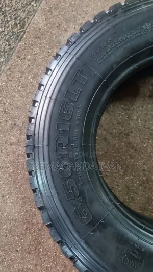 650r16 Hf702 Tyres