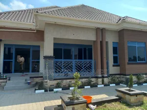 Furnished 4bdrm House in Kira for sale