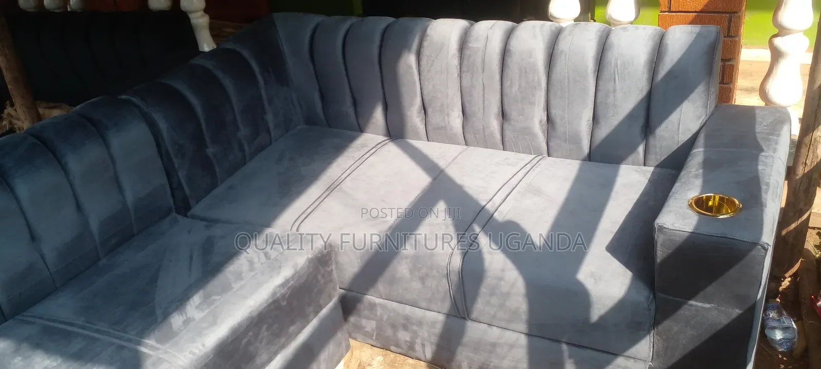 Three Sitter Cupholder Sofa
