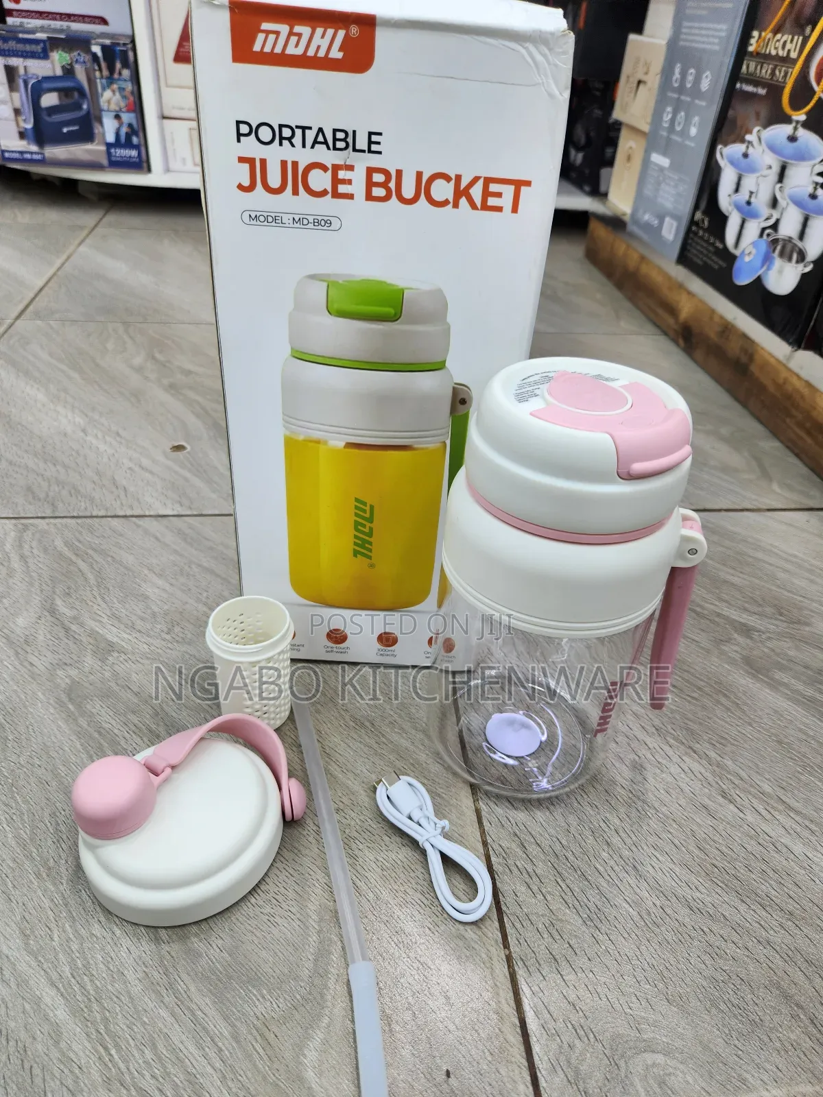 Portable Juice Blender or MDHL Portable Juice Bucket
