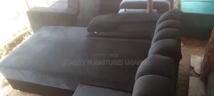 Luxurious Black Bed of the Sofa