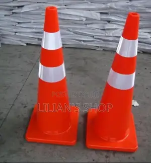 2pcs Safety Traffic Cones With 75cm