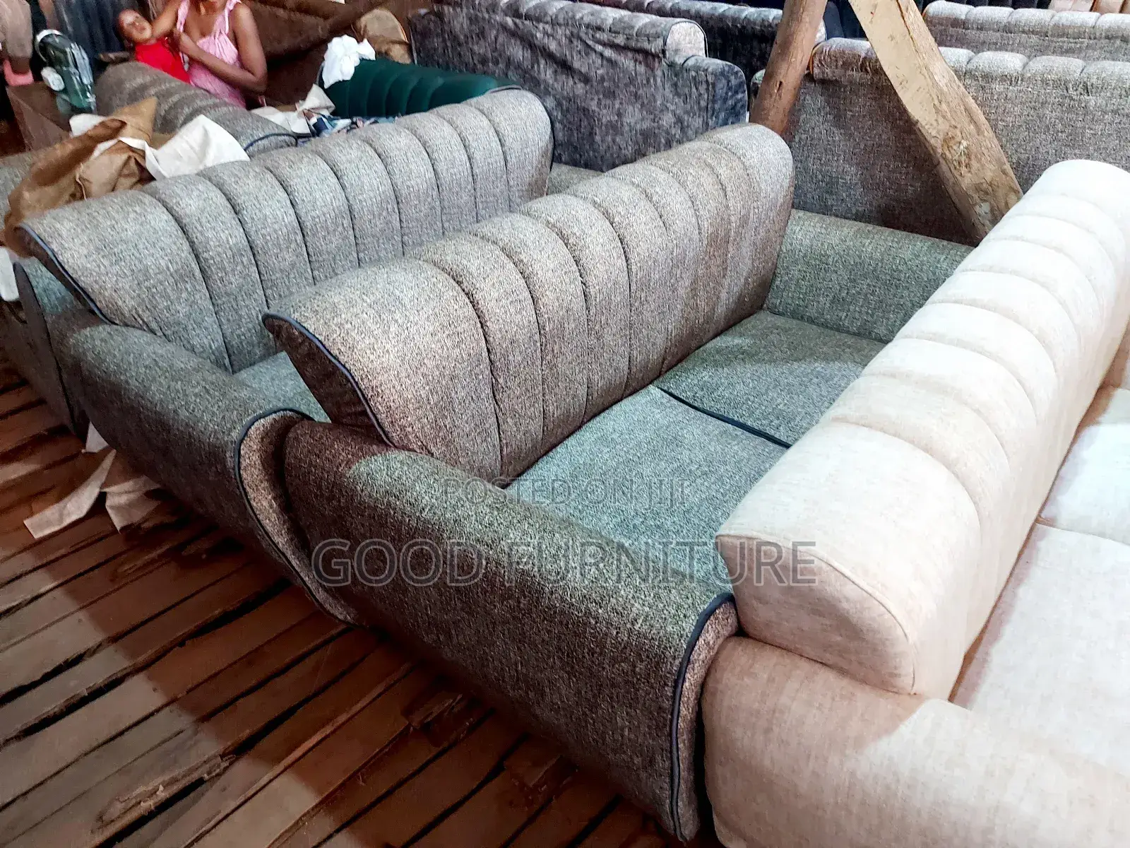 Eexecutive Five Seaters Sofas Set