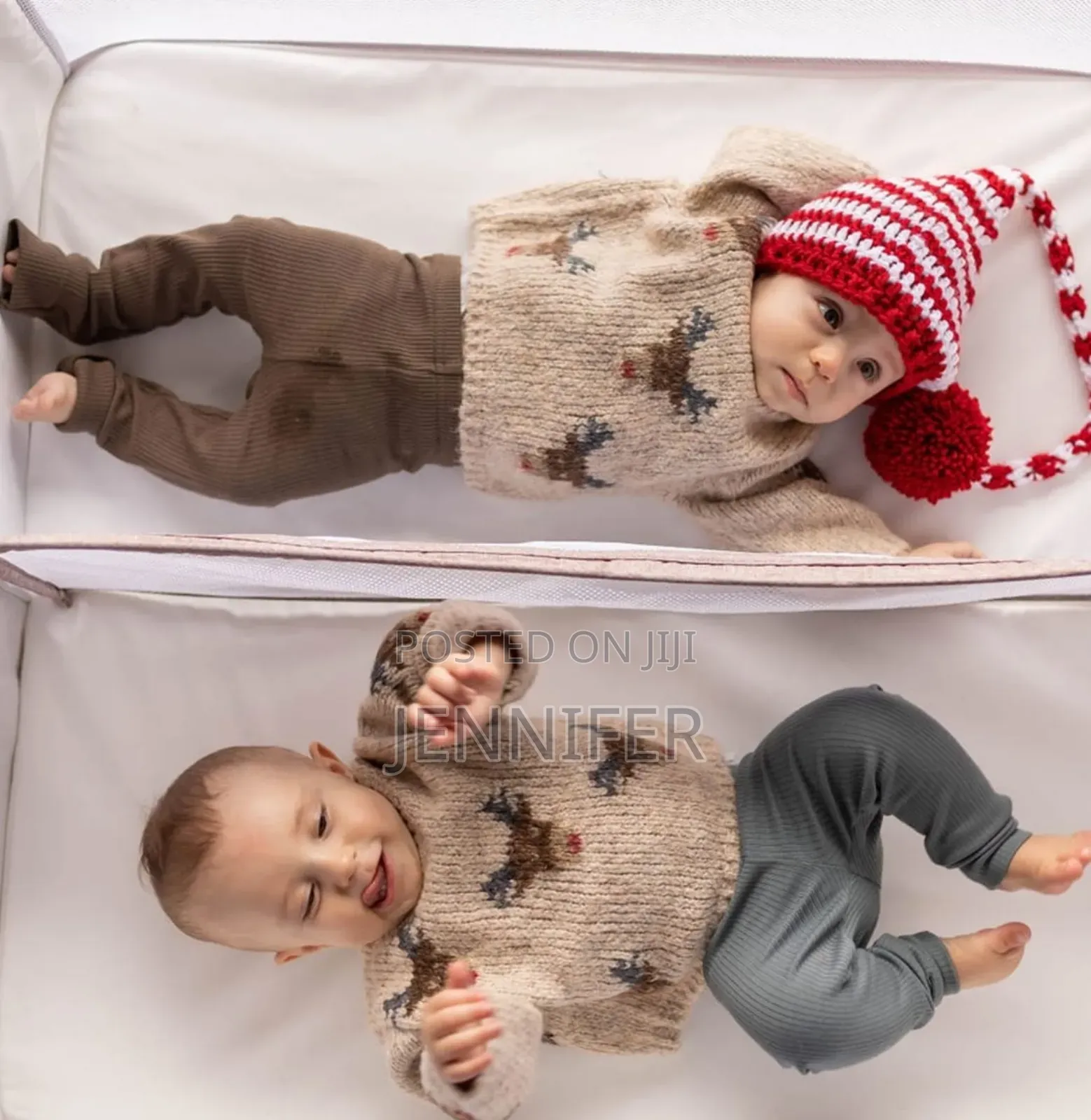 Twin Bassinet Fot Infant, Bedside Crib for 2 Babies