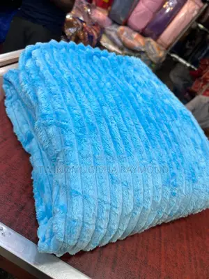 6x6 Soft Blanket / Throw Blanket
