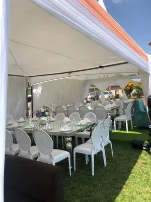 Introduction Decor