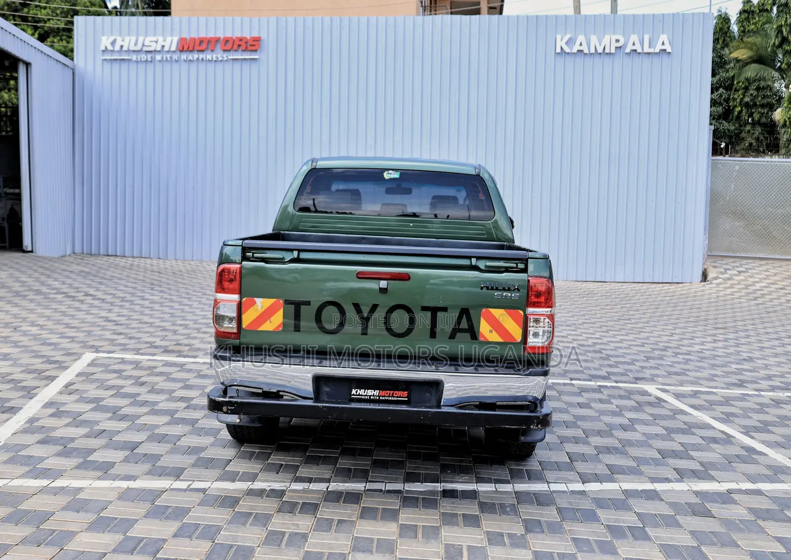 Toyota Hilux 2010 Green