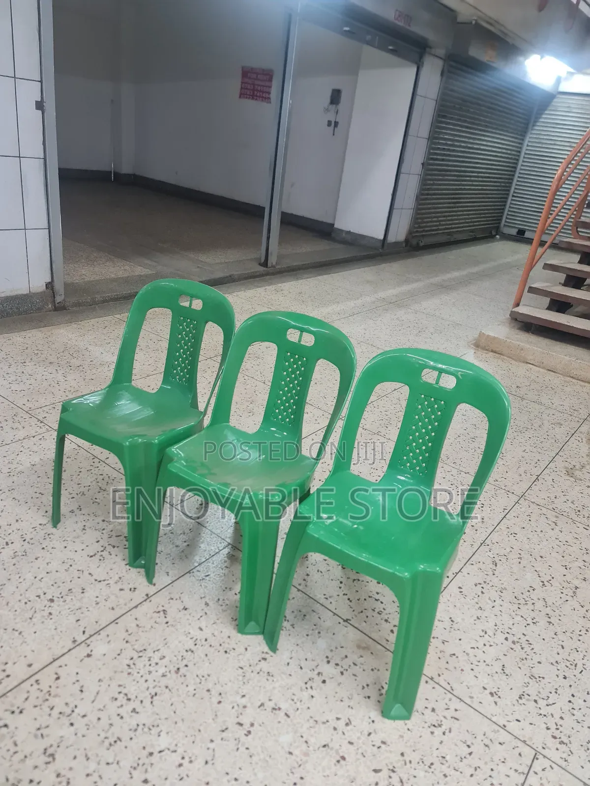 Express Plastic Chairs Plastic Chairs Armless Brand New
