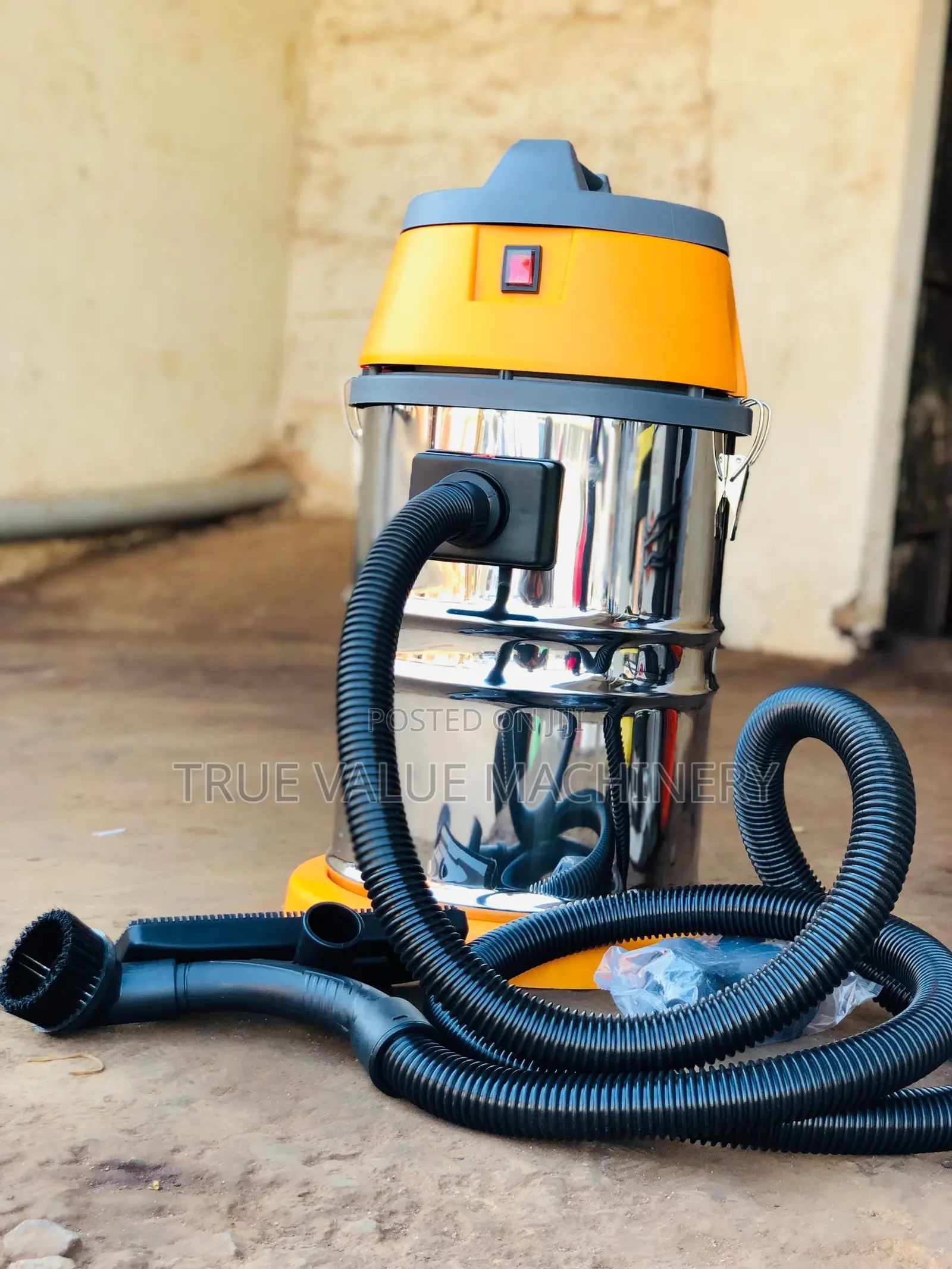 Electric Vacuum Cleaner 30 Litres