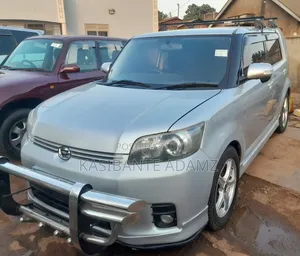 Photo - Toyota Corolla Rumion 2012 Silver