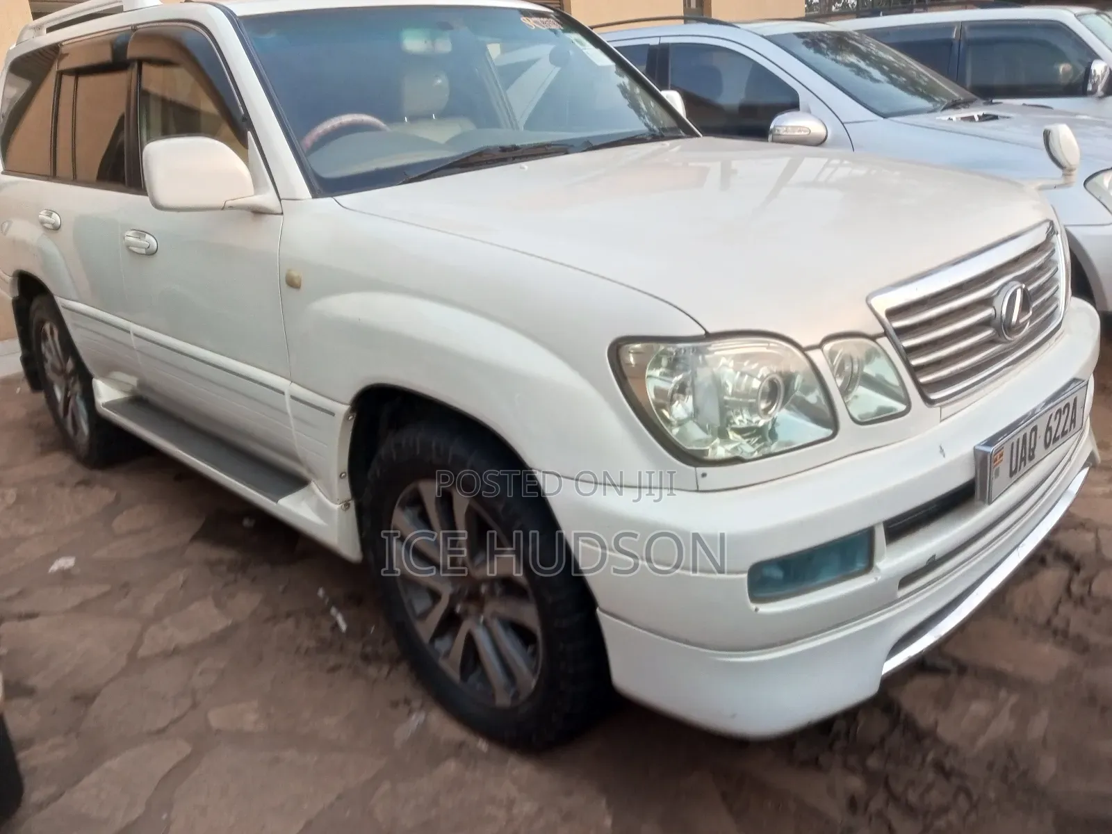 Toyota Land Cruiser 2013 White