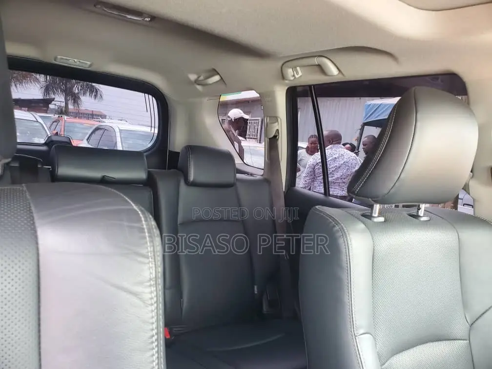 Toyota Land Cruiser Prado 2.7 2022 White