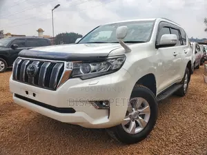 Toyota Land Cruiser Prado 2.7 2022 White