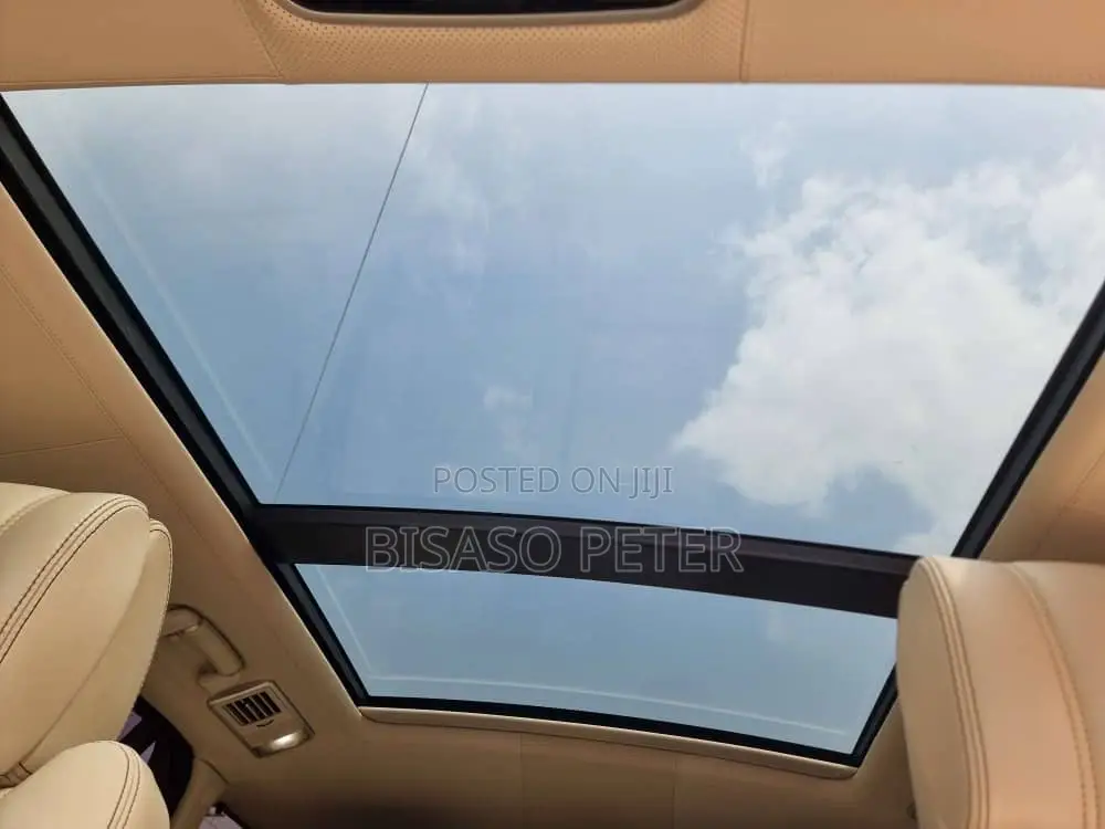 Land Rover Range Rover Vogue 2016 Gold