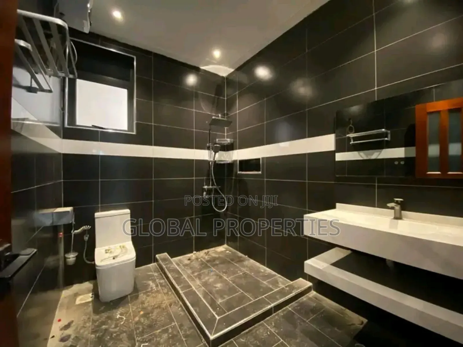 2bdrm Apartment in Kisaasi Ntinda Rd, Central Division for rent