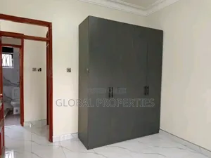 1bdrm Bungalow in Buuto, Central Division for rent
