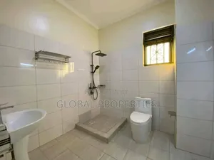 4bdrm Duplex in Najjera Buwate Rd, Central Division for rent