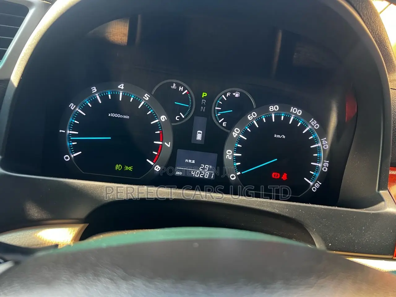 Toyota Alphard 2.4 Petrol AWD 2013 Off white