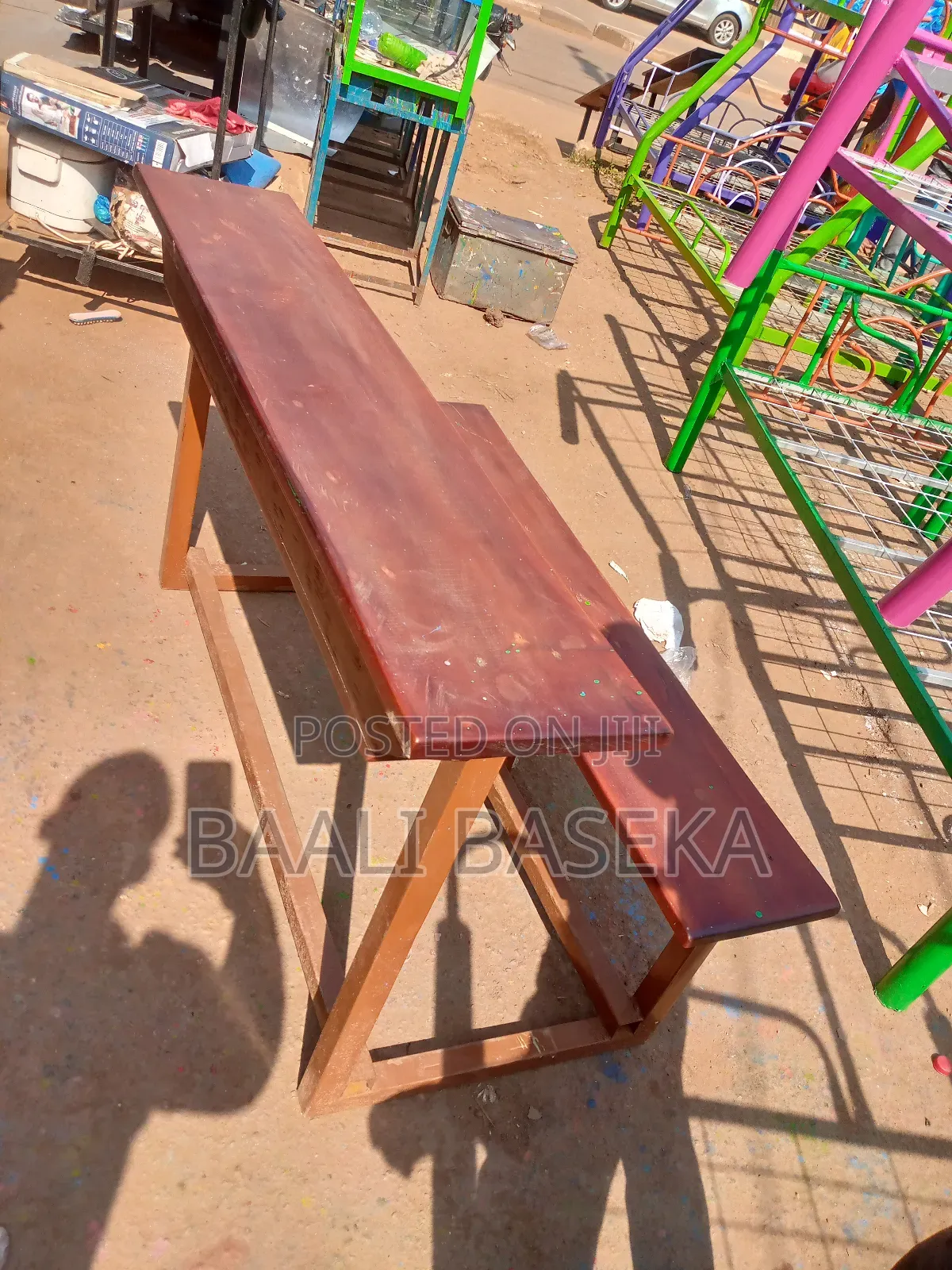 Comfortable Metallic Desks