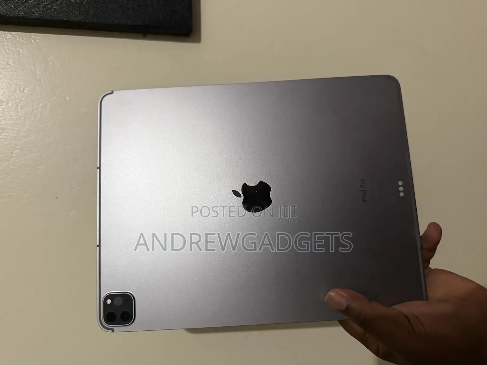 Apple iPad Pro (2022) 2 TB Gray