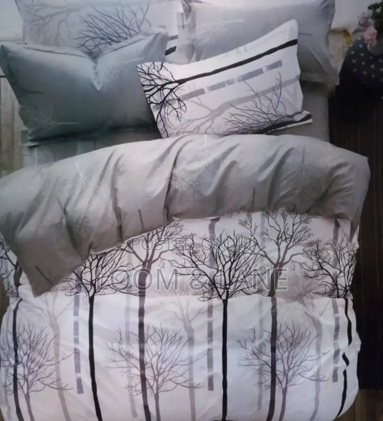 Unique Duvet Set of 4pcs Pillow Case , Sheet and Duvet