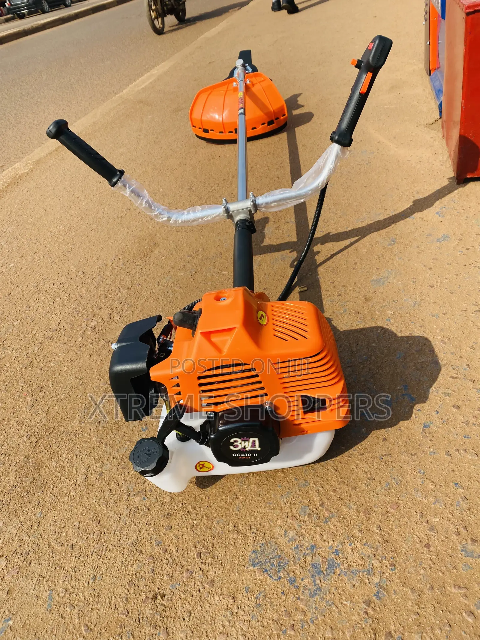 Unlimited Work /Lawnmower / Grass Cutter / Brush Machine