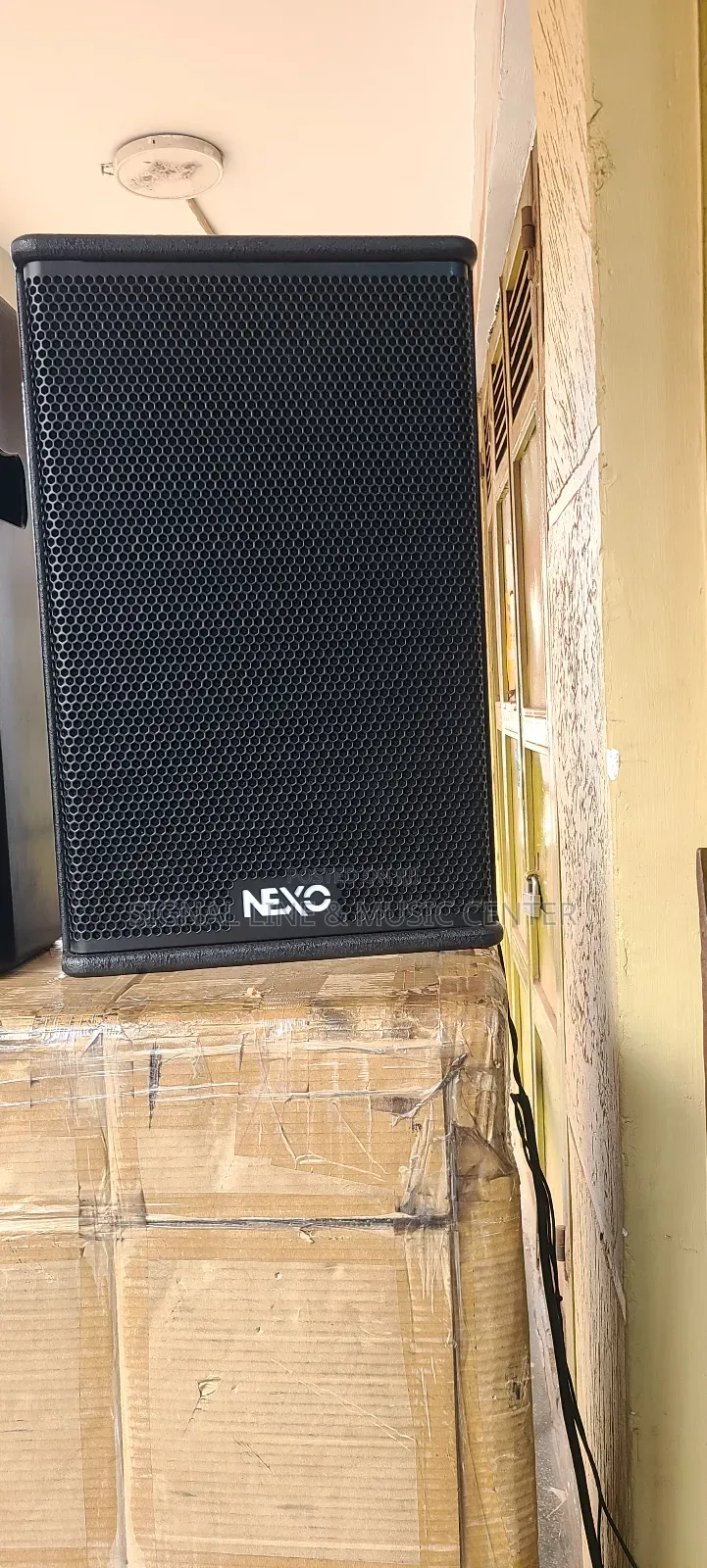 Nexo Top Speaker Size 12