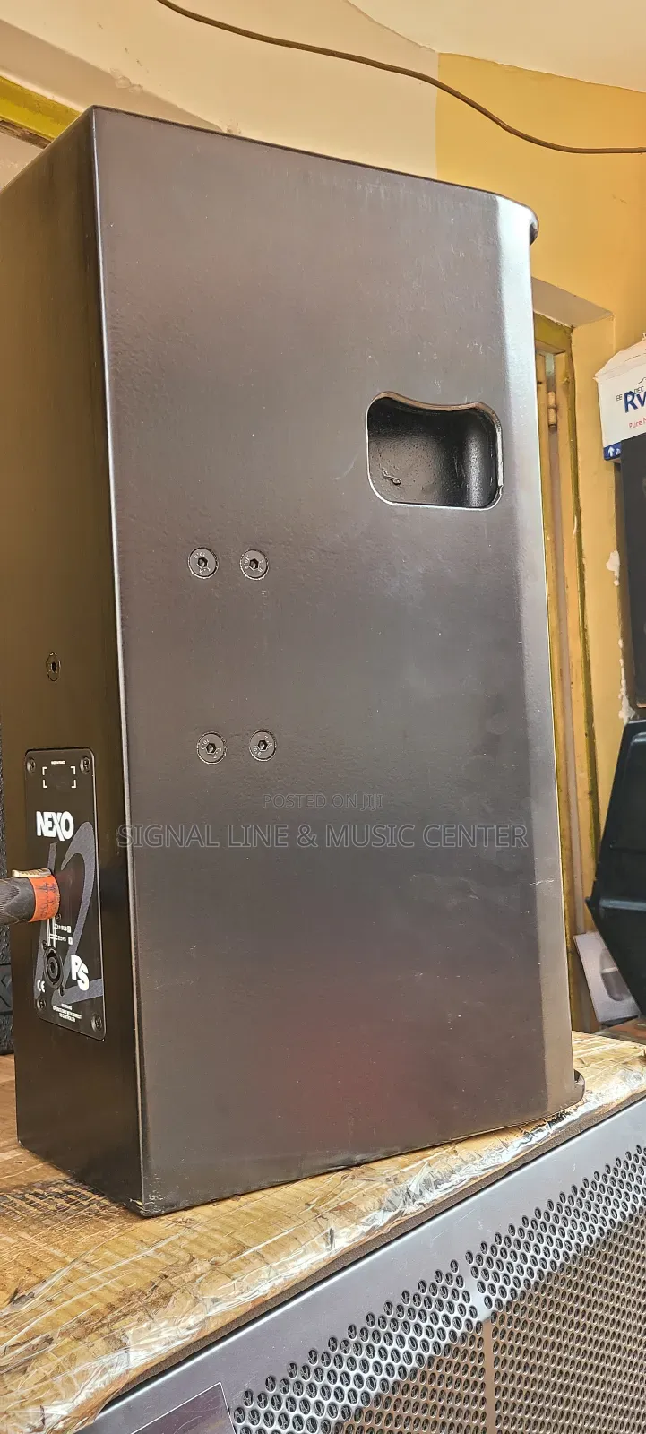 Nexo Top Speaker Size 12