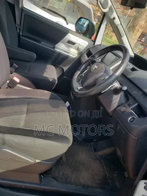 Toyota Noah 2011 Black