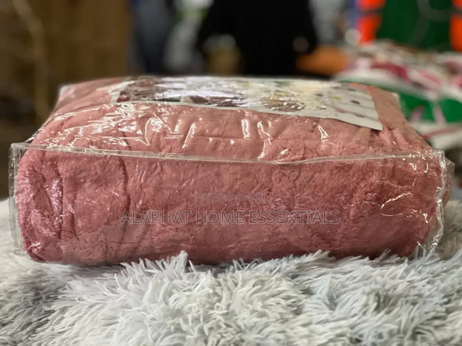 Tufted Mattress Covers*(Size 6*6)