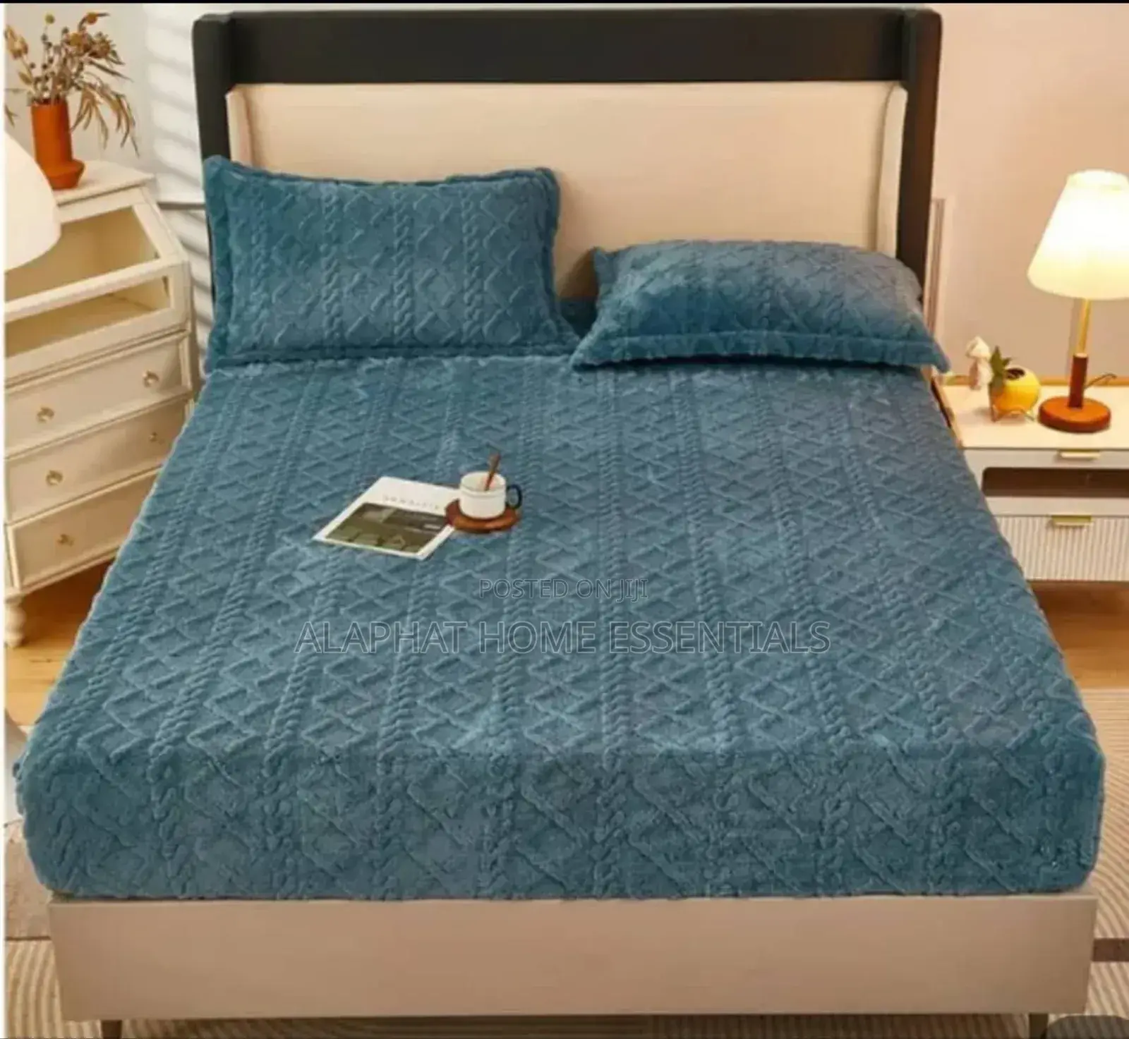 Tufted Mattress Covers*(Size 6*6)