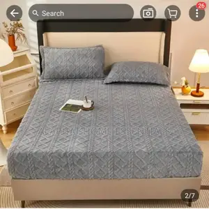 Tufted Mattress Covers*(Size 6*6)