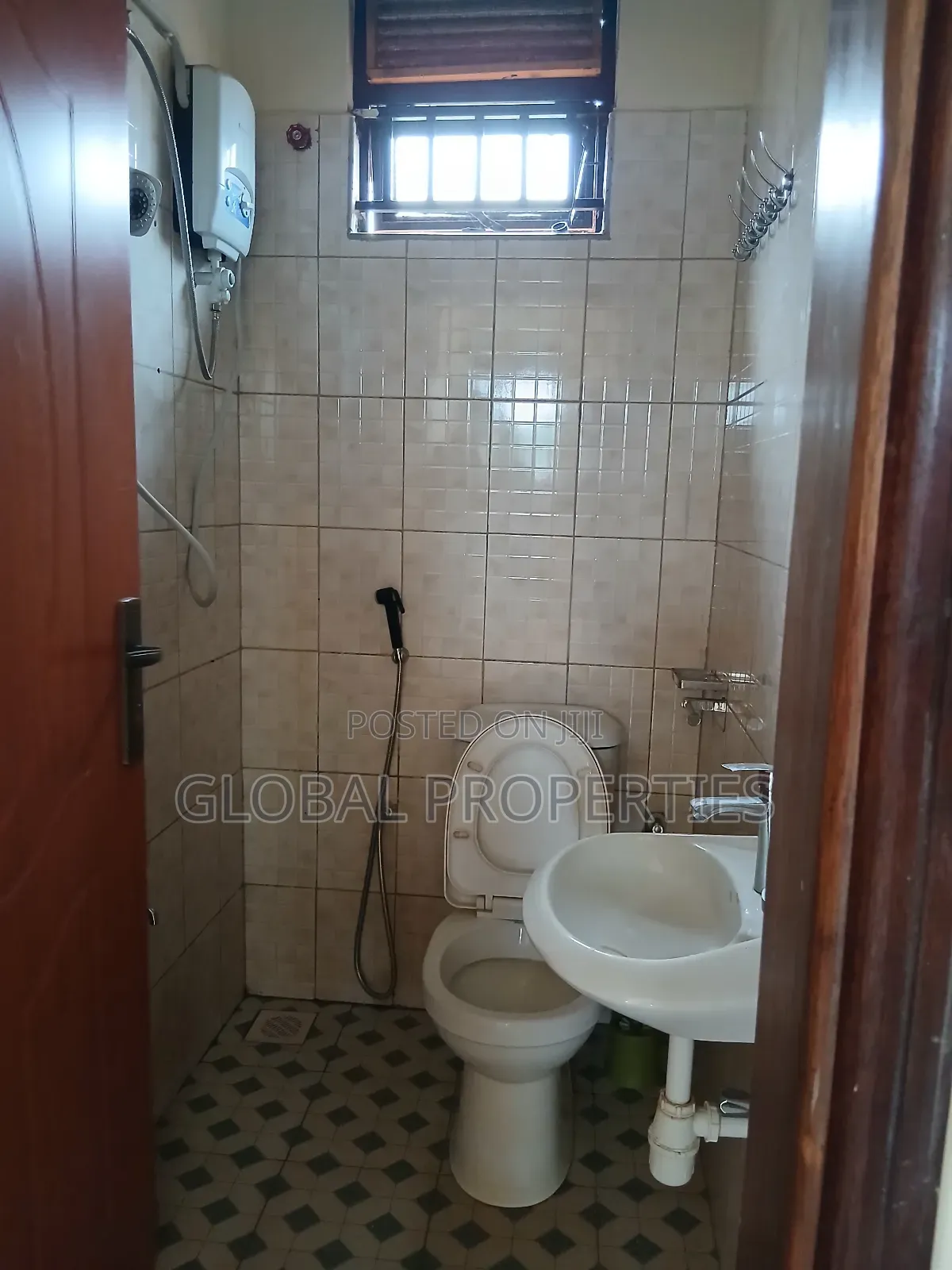 1bdrm Bungalow in Kamuli Rd, Central Division for rent