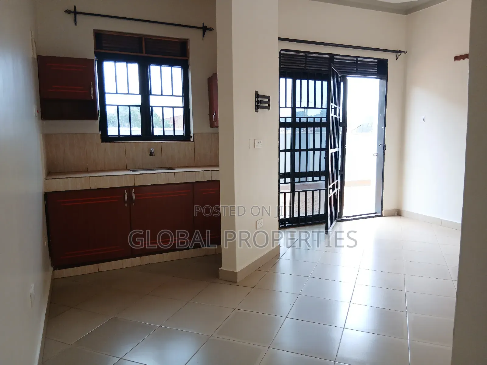 1bdrm Bungalow in Kamuli Rd, Central Division for rent