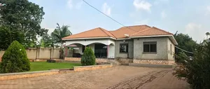 4bdrm Bungalow in Nangabo for sale