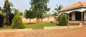 4bdrm Bungalow in Nangabo for sale