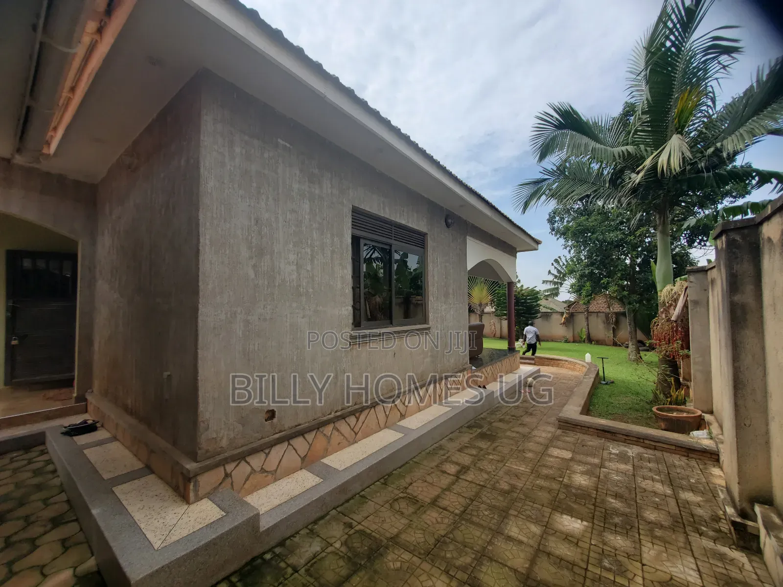 4bdrm Bungalow in Nangabo for sale