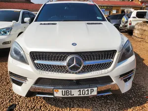 Photo - Mercedes-Benz M Class ML 350 BlueTEC 4Matic 2012 White