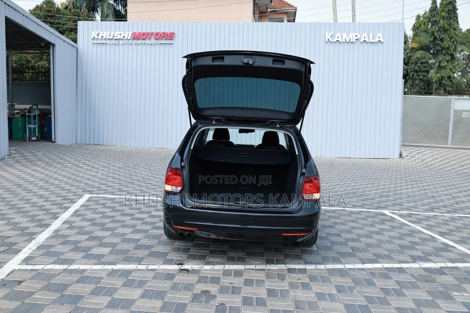 Volkswagen Golf 2010 Black