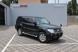 Mitsubishi Pajero 3.2 Di-Dc GLS 2010 Black