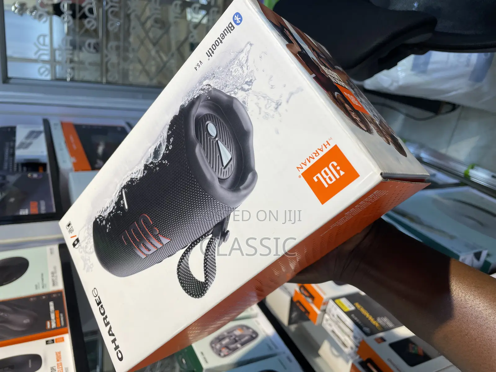 JBL Charge6