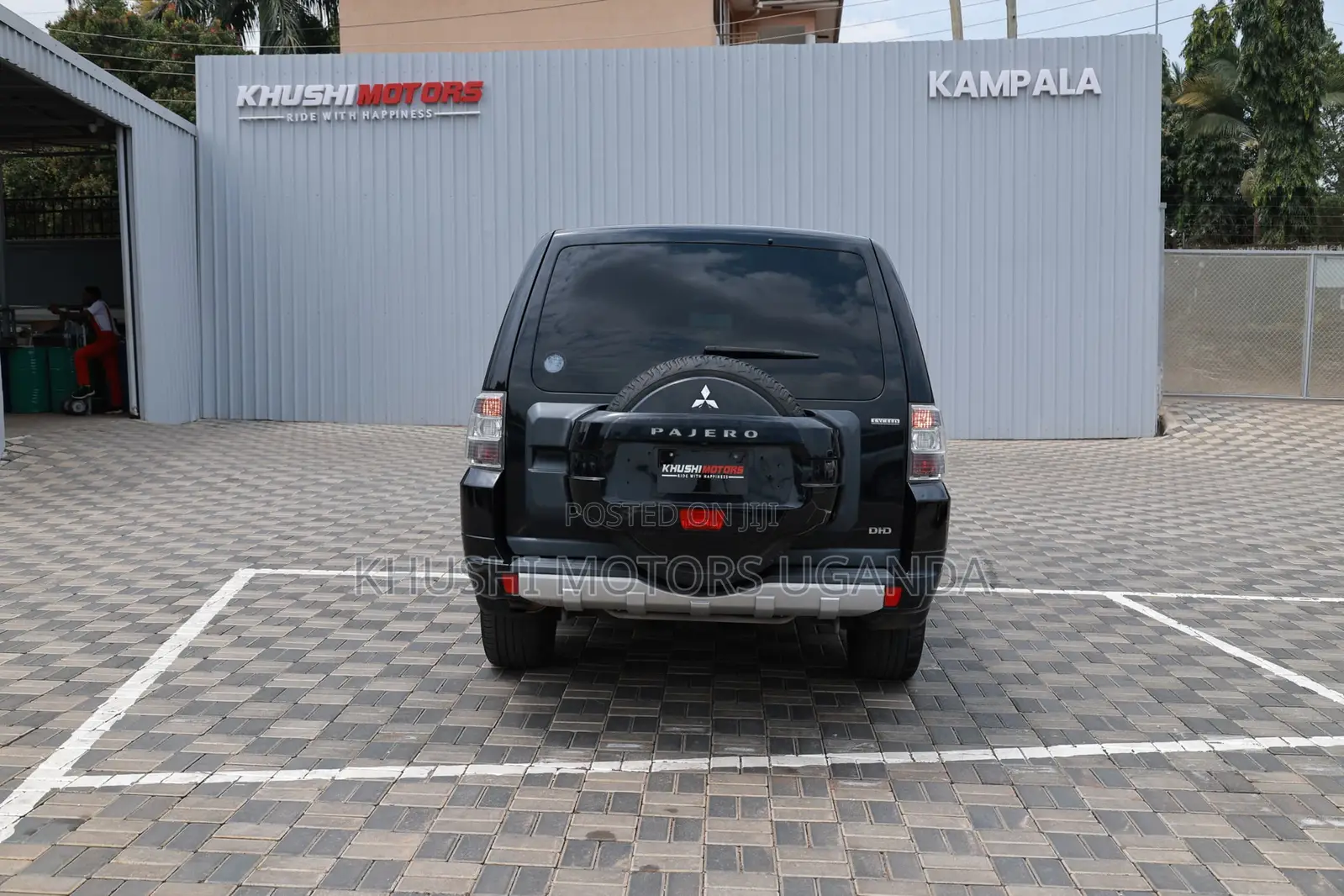 Mitsubishi Pajero 3.2 Di-Dc GLS 2010 Black