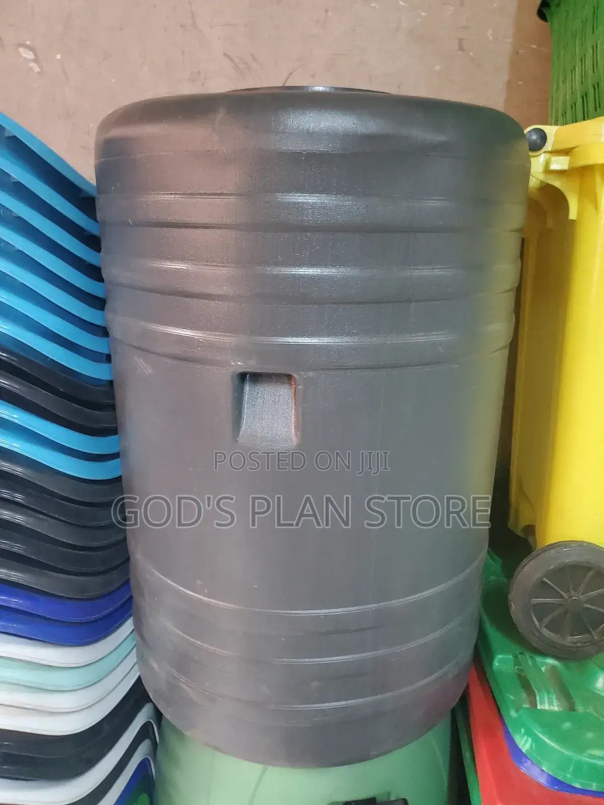 240litres Plastic Water Tanks Black