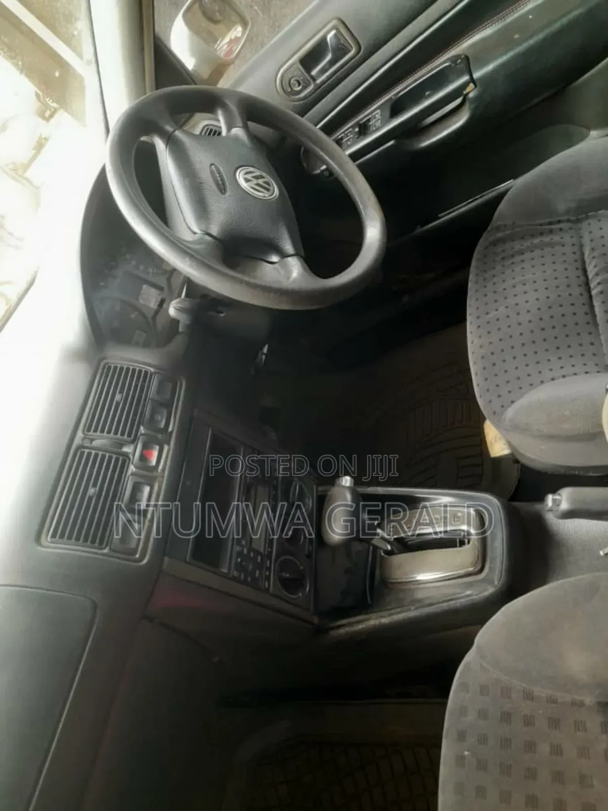 Volkswagen Golf 2002 Silver