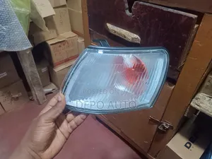 Caldina New Cornerlamp