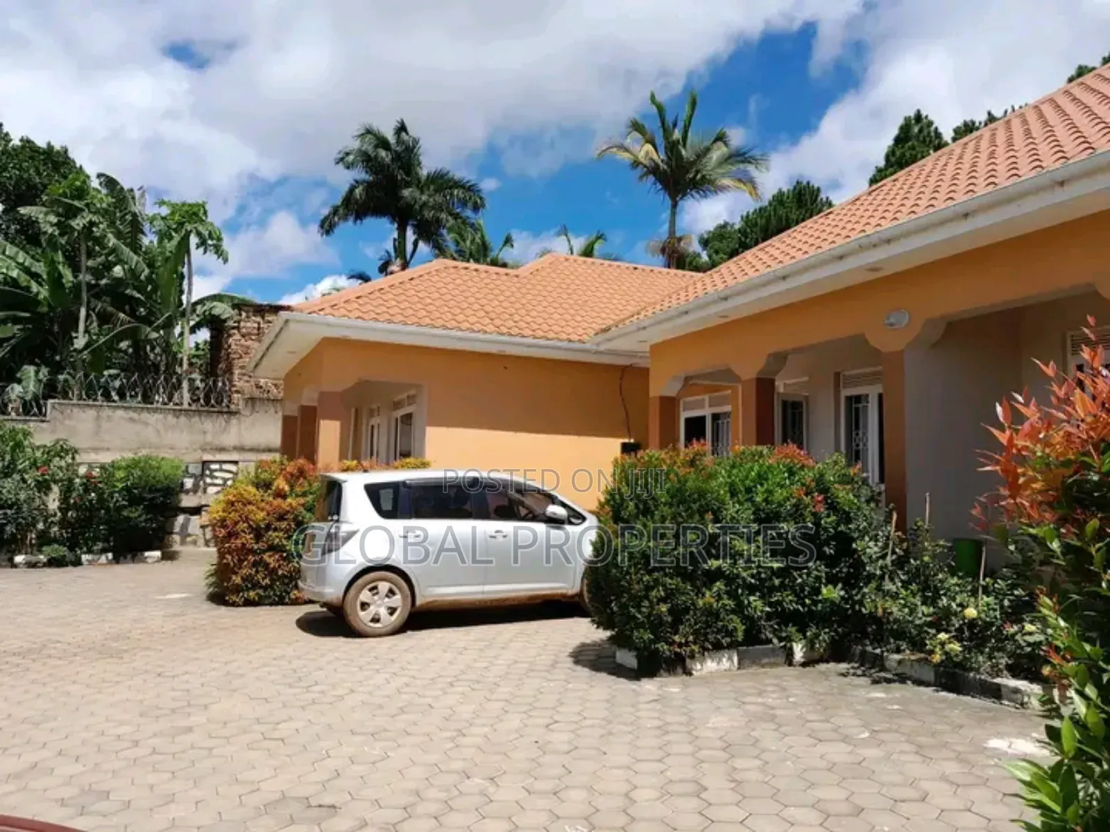 2bdrm Bungalow in Bweyogerere Mbalwa, Central Division for rent